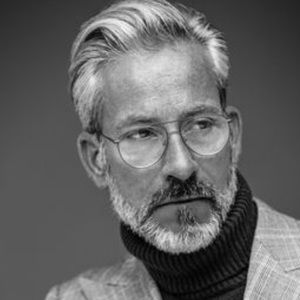 Meet your Posher, Derek